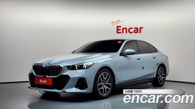 BMW 5 Series — exterior