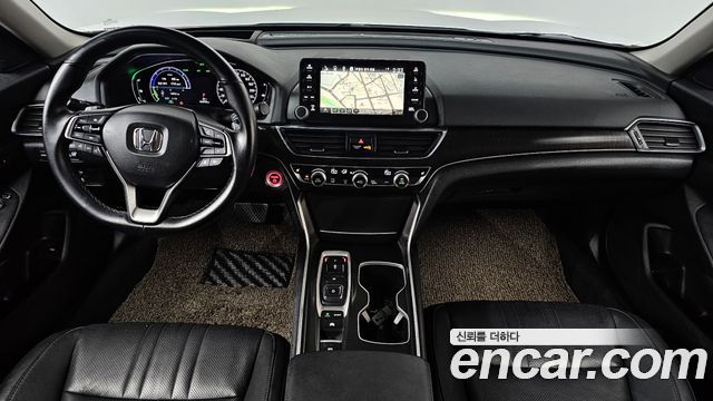 Honda Accord — interior
