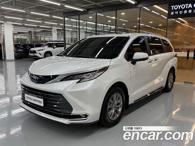 Toyota Sienna — exterior