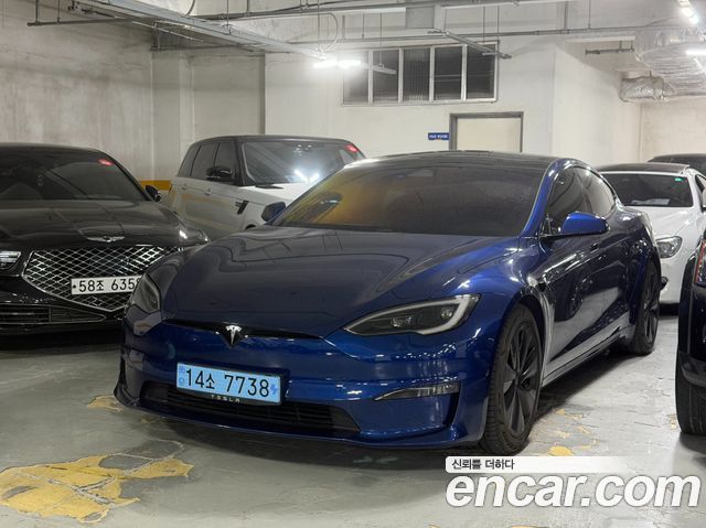 Tesla Model S — exterior