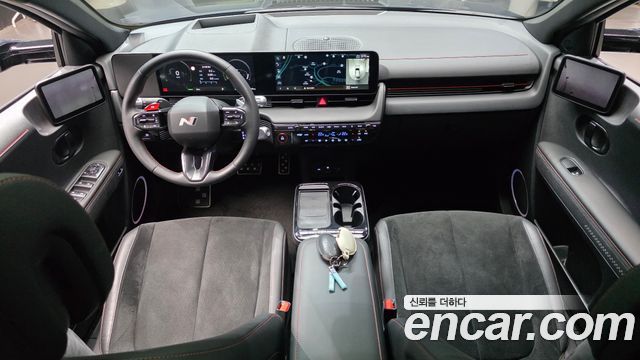 Hyundai IONIQ 5 — interior