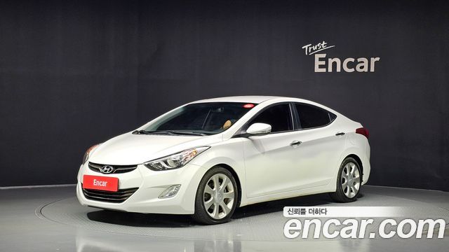 Hyundai Avante — exterior