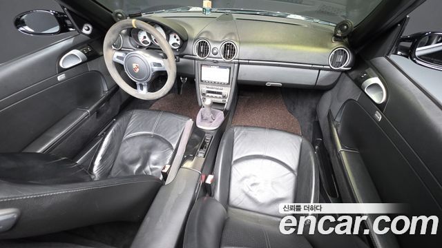 Porsche Boxster — interior