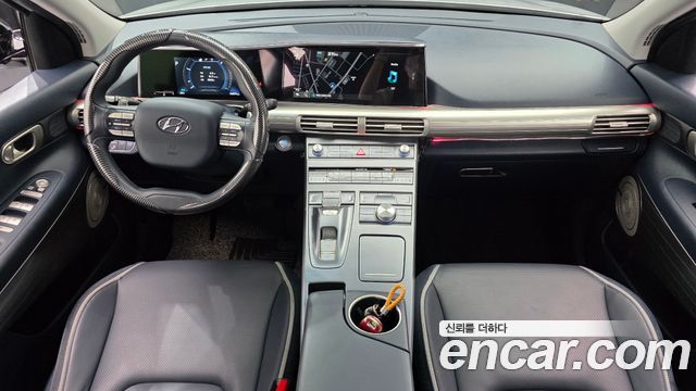 Hyundai Nexo — interior