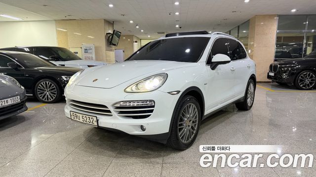 Porsche Cayenne — exterior