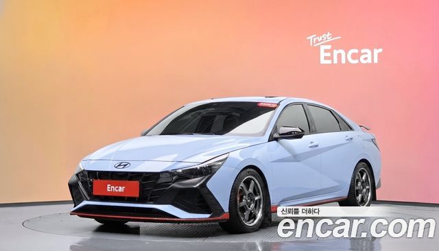 Hyundai Avante — exterior