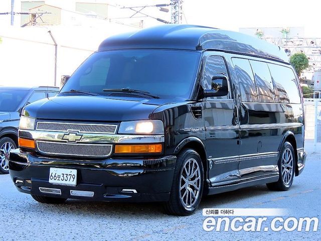 Chevrolet Express Van — exterior