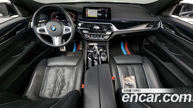 BMW Gran Turismo GT — interior