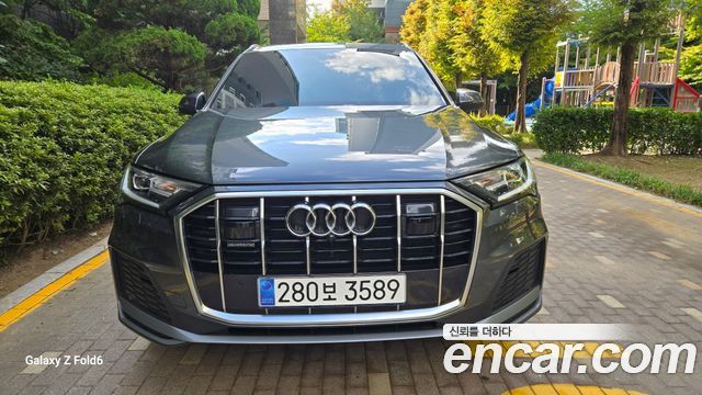 Audi Q7 — exterior