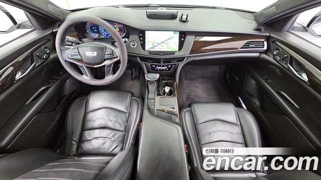 Cadillac CT6 — interior