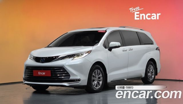 Toyota Sienna — exterior