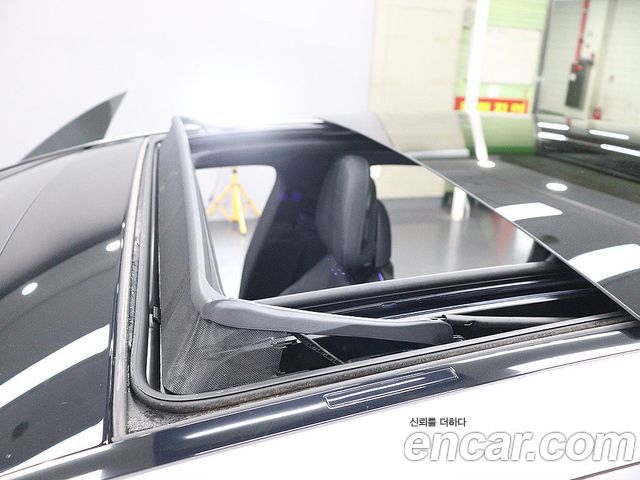 Mercedes-Benz EQE — interior