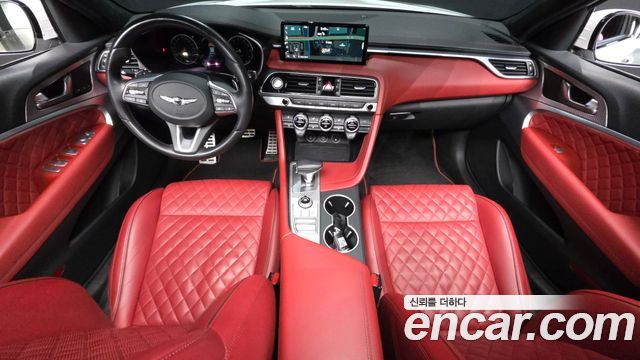 Genesis G70 — interior