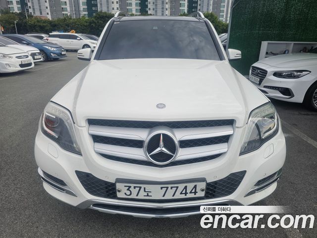 Mercedes-Benz GLK-Class — exterior