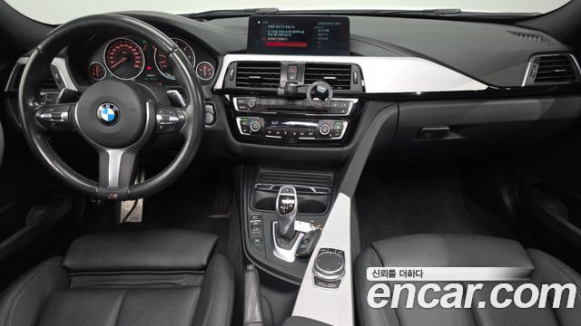 BMW 3 Series — interior