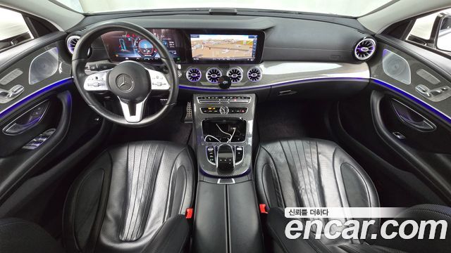 Mercedes-Benz CLS-Class — interior