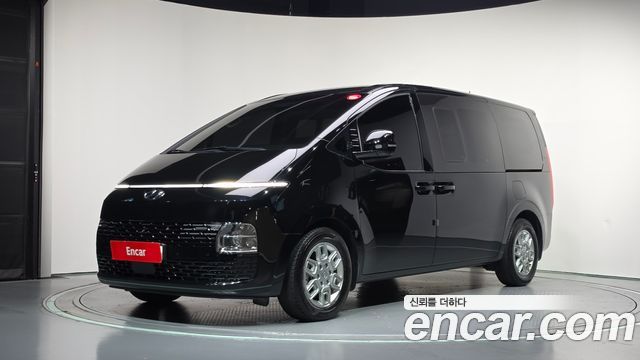 Hyundai Staria — exterior