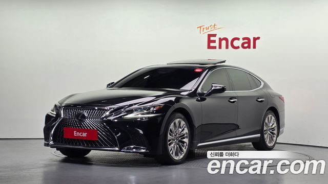 Lexus LS — exterior