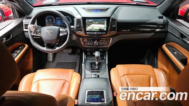 KG Mobility Rexton — interior
