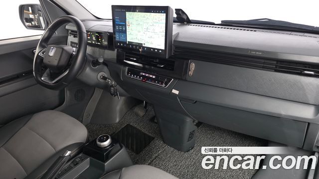 SE-A2 Van — interior