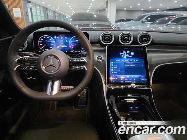 Mercedes-Benz C-Class — interior