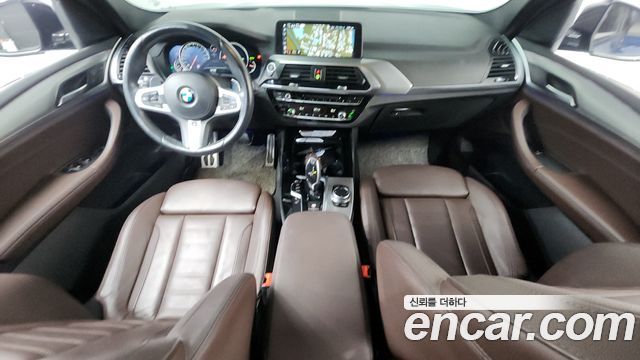 BMW X3 — interior