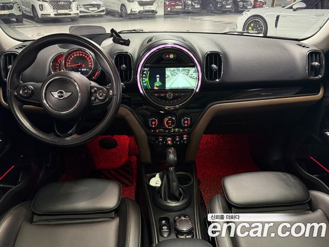 MINI Countryman — interior