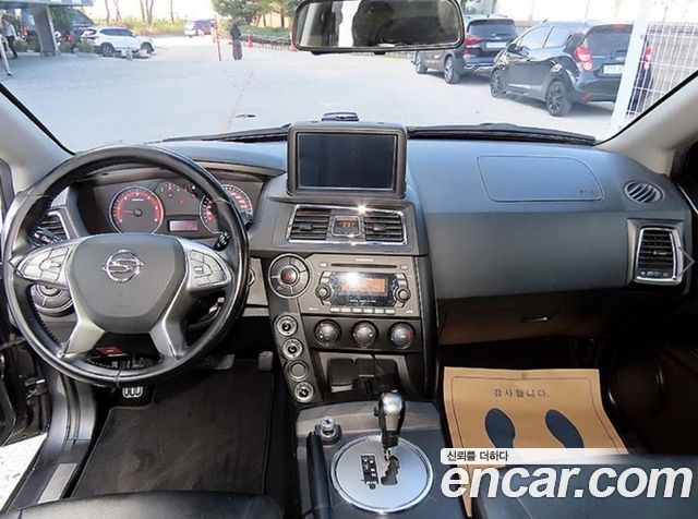 KG Mobility Korando — interior