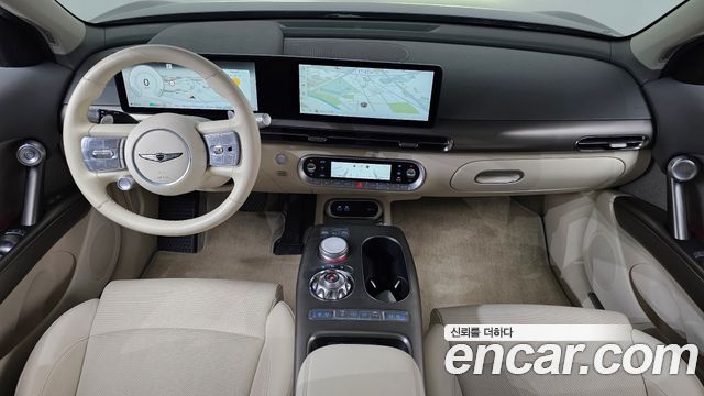Genesis GV60 — interior