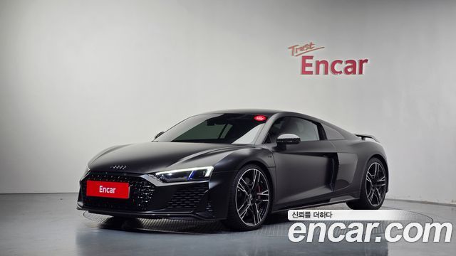 Audi R8 — exterior