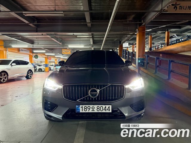 Volvo XC60 — exterior