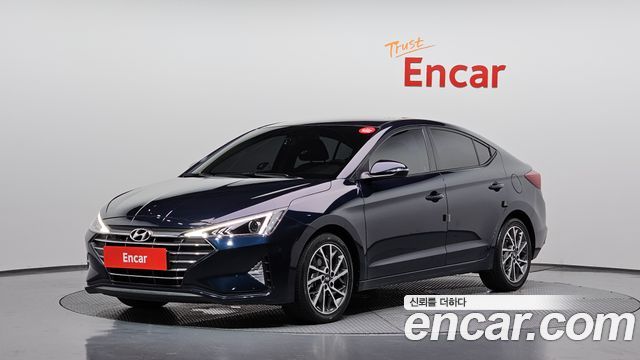 Hyundai Avante — exterior