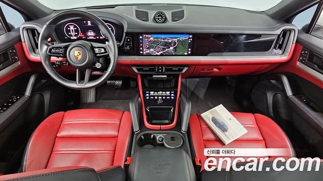 Porsche Cayenne — interior