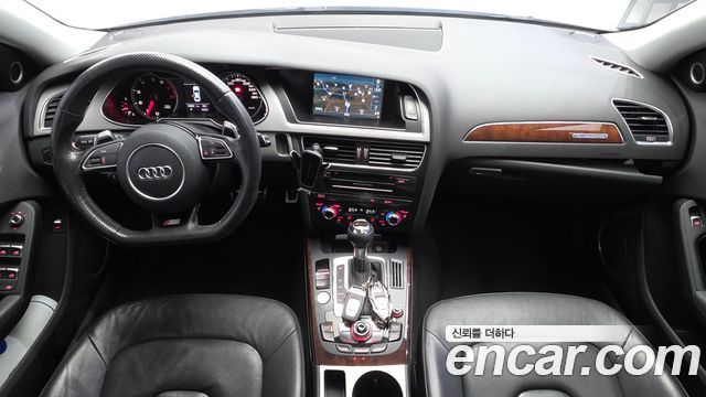 Audi A4 — interior