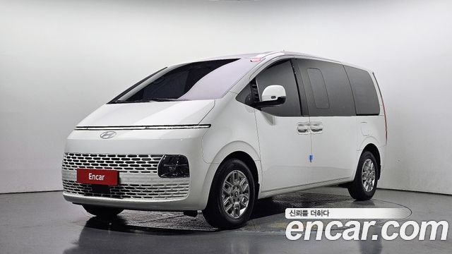 Hyundai Staria — exterior