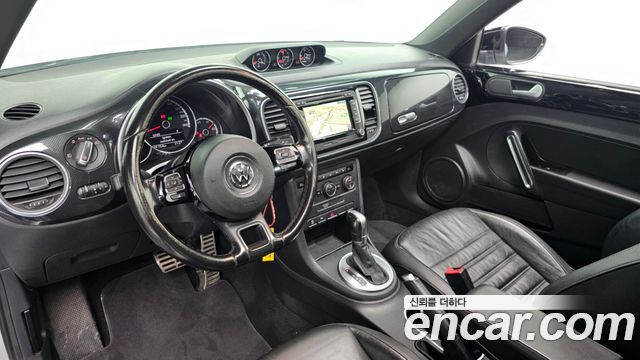 Volkswagen Beetle — interior