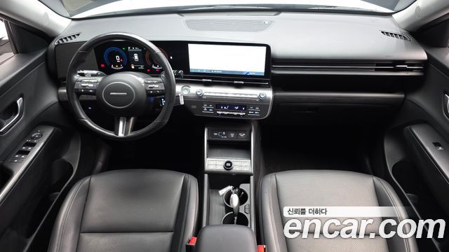 Hyundai Kona — interior
