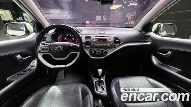 Kia Morning — interior