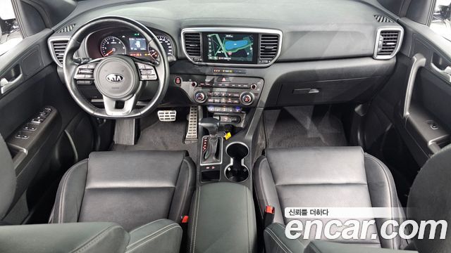 Kia Sportage — interior