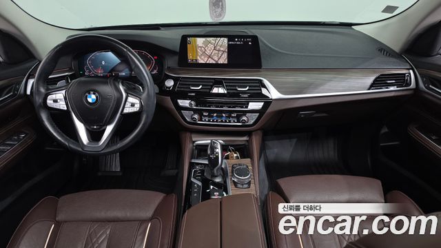BMW Gran Turismo GT — interior