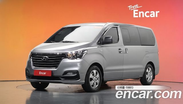 Hyundai Starex