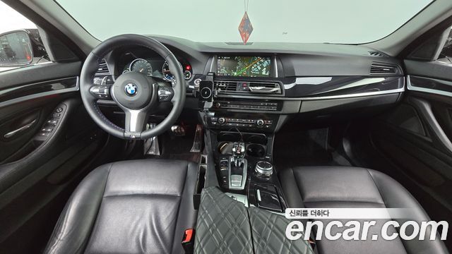 BMW 5 Series — interior