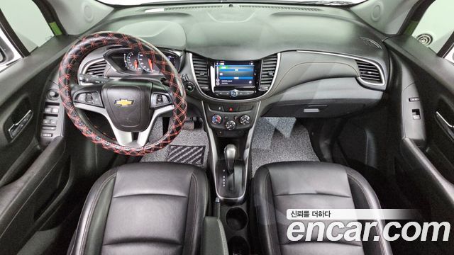 Chevrolet Korea Trax — interior