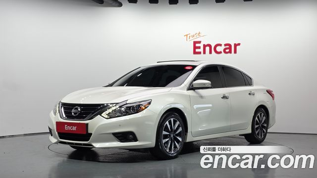 Nissan Altima
