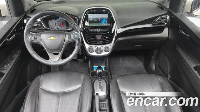 Chevrolet Korea Spark — interior