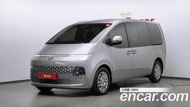 Hyundai Staria