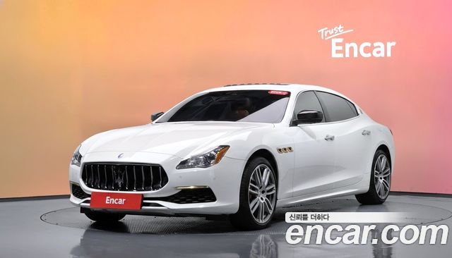 Maserati Quattroporte
