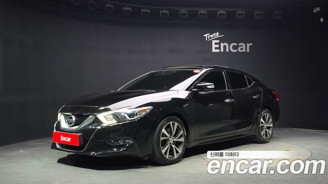 Nissan Maxima