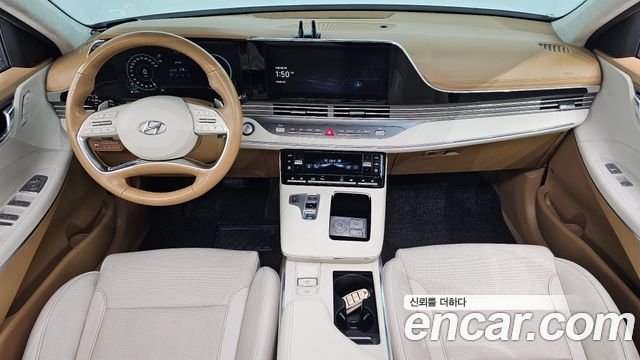 Hyundai Grandeur — interior