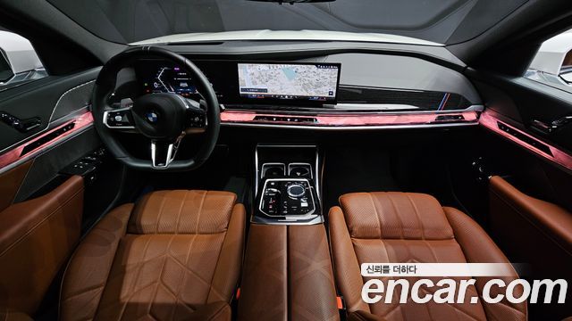 BMW 7 Series — interior